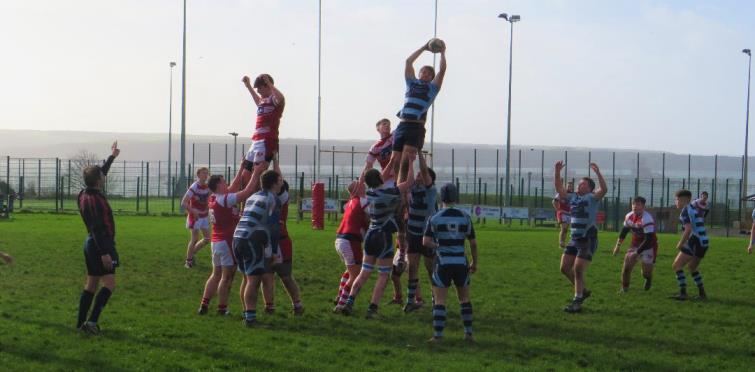 Clean lineout ball for Narberth Youth